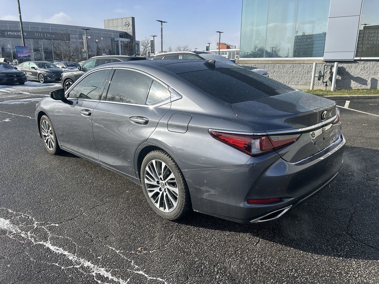 2019 Lexus ES
