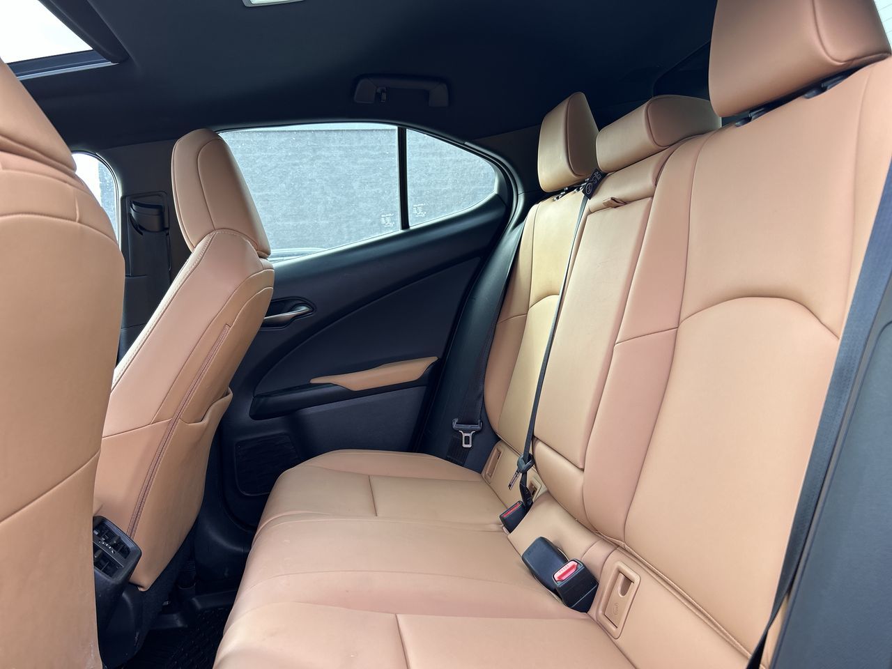 2025 Lexus UX