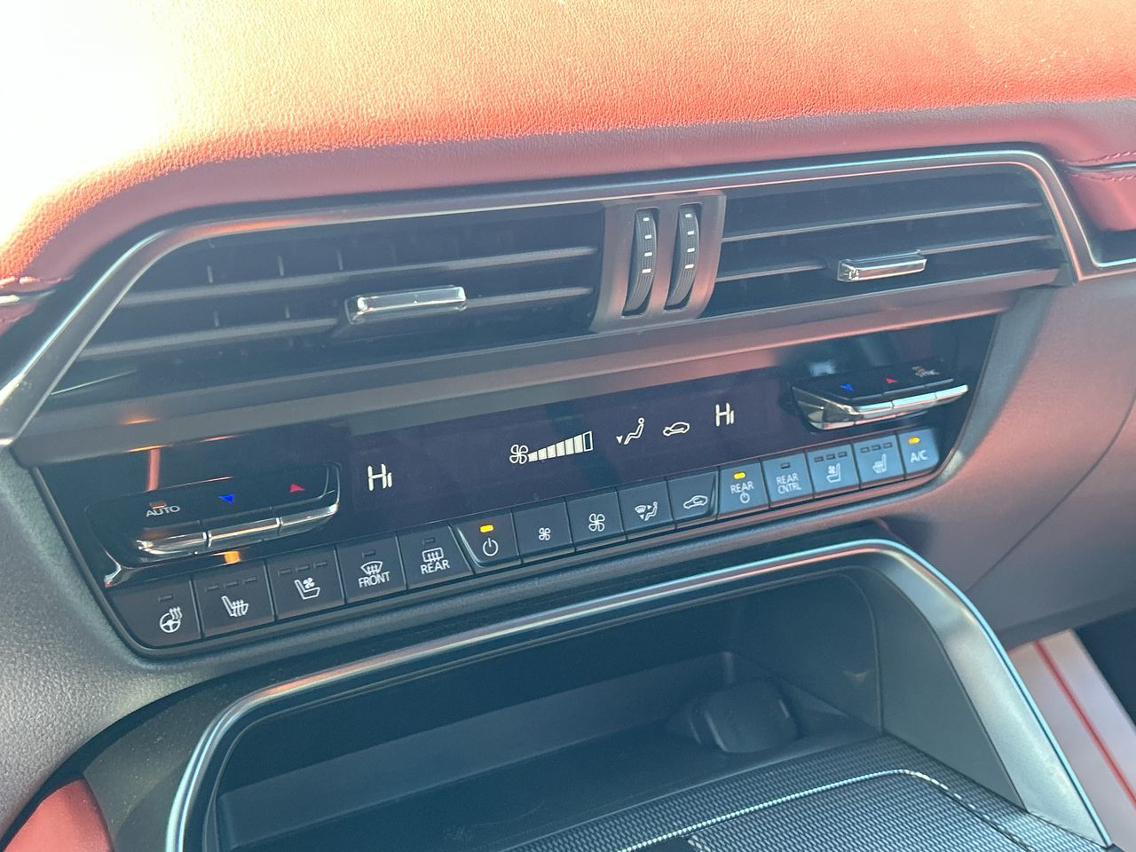2025 Mazda CX-70 PHEV in Mississauga, Ontario