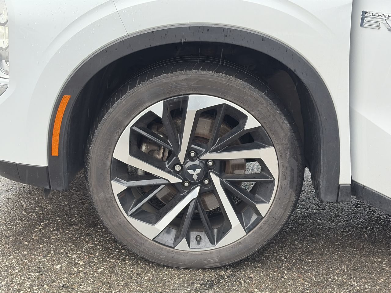 2023 Mitsubishi Outlander PHEV