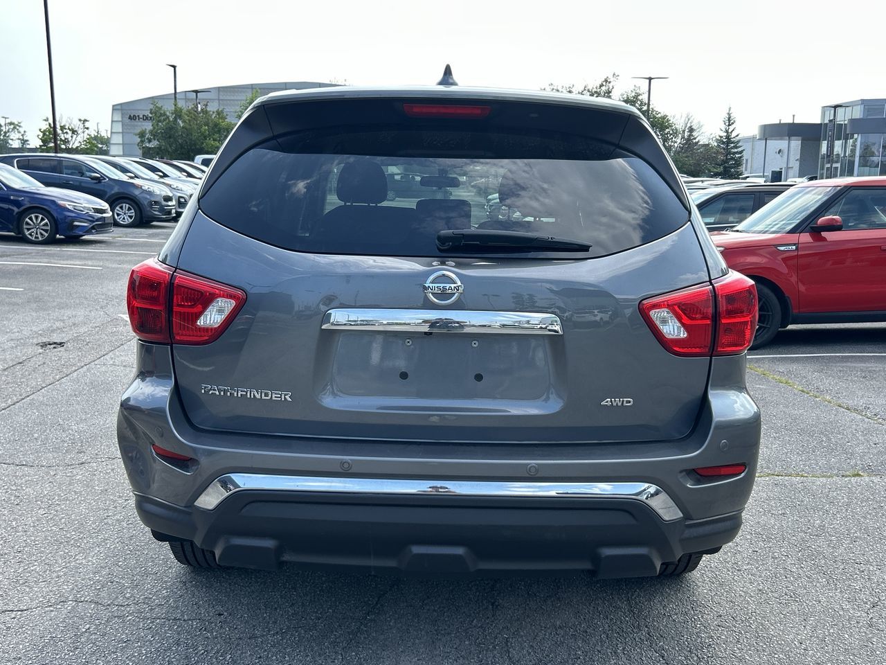 2019 Nissan Pathfinder in Mississauga, Ontario