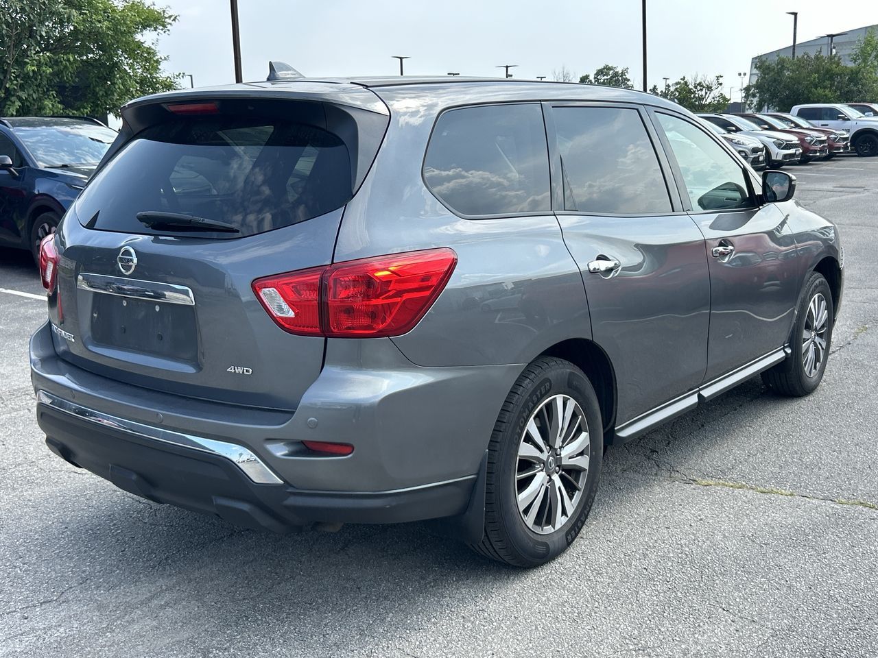2019 Nissan Pathfinder in Mississauga, Ontario