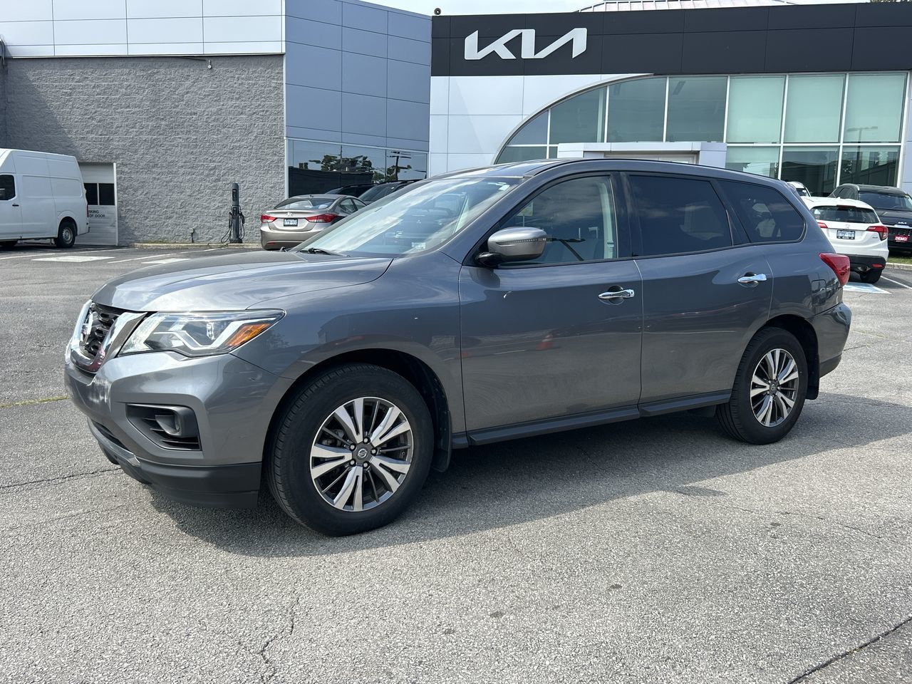 2019 Nissan Pathfinder in Mississauga, Ontario