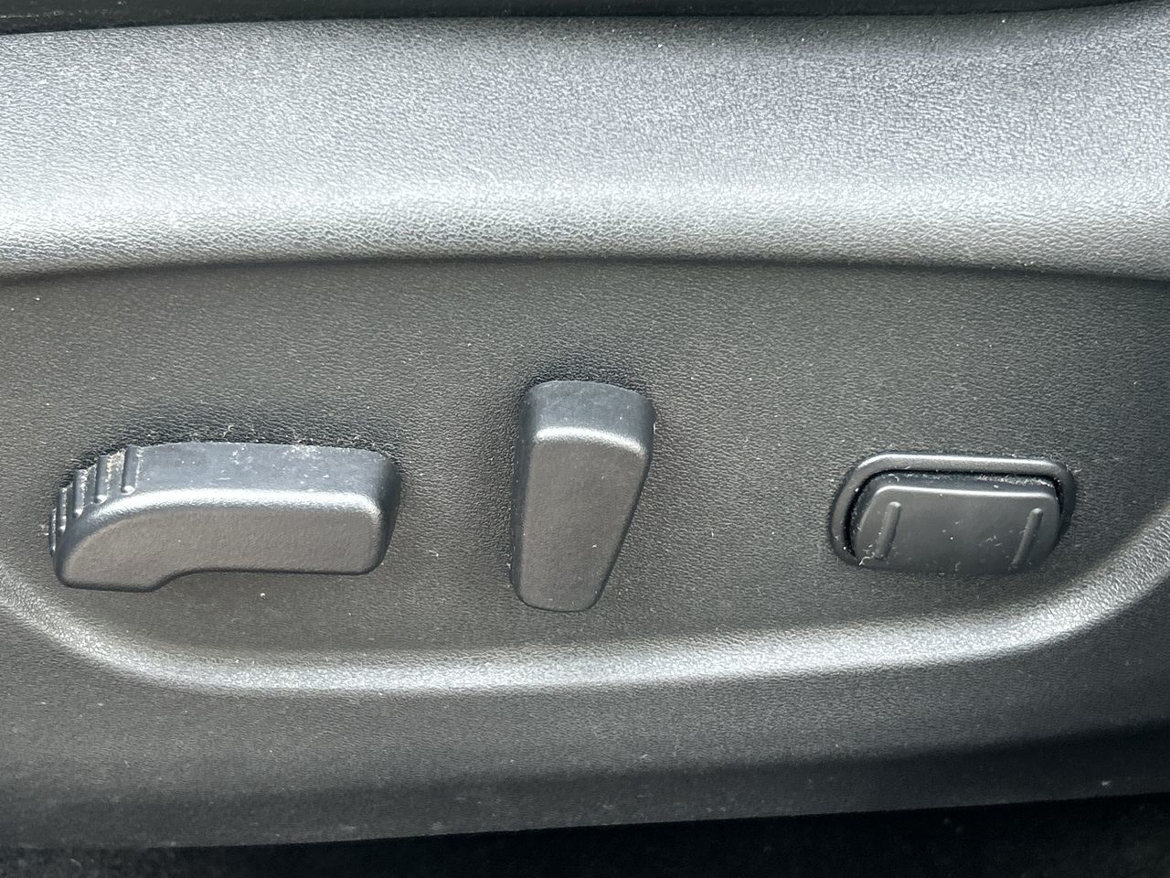 2017 Nissan ROGUE AWD S