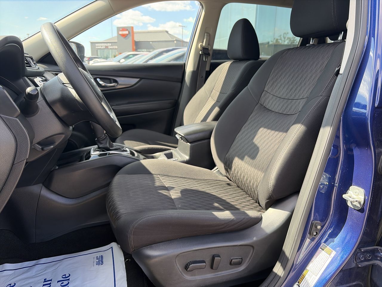 2020 Nissan Rogue