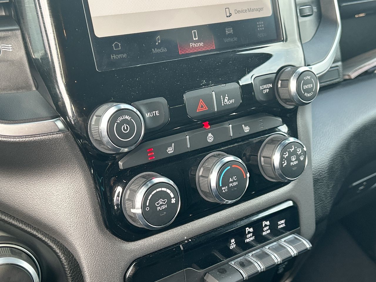 2025 Ram 1500 in Mississauga, Ontario