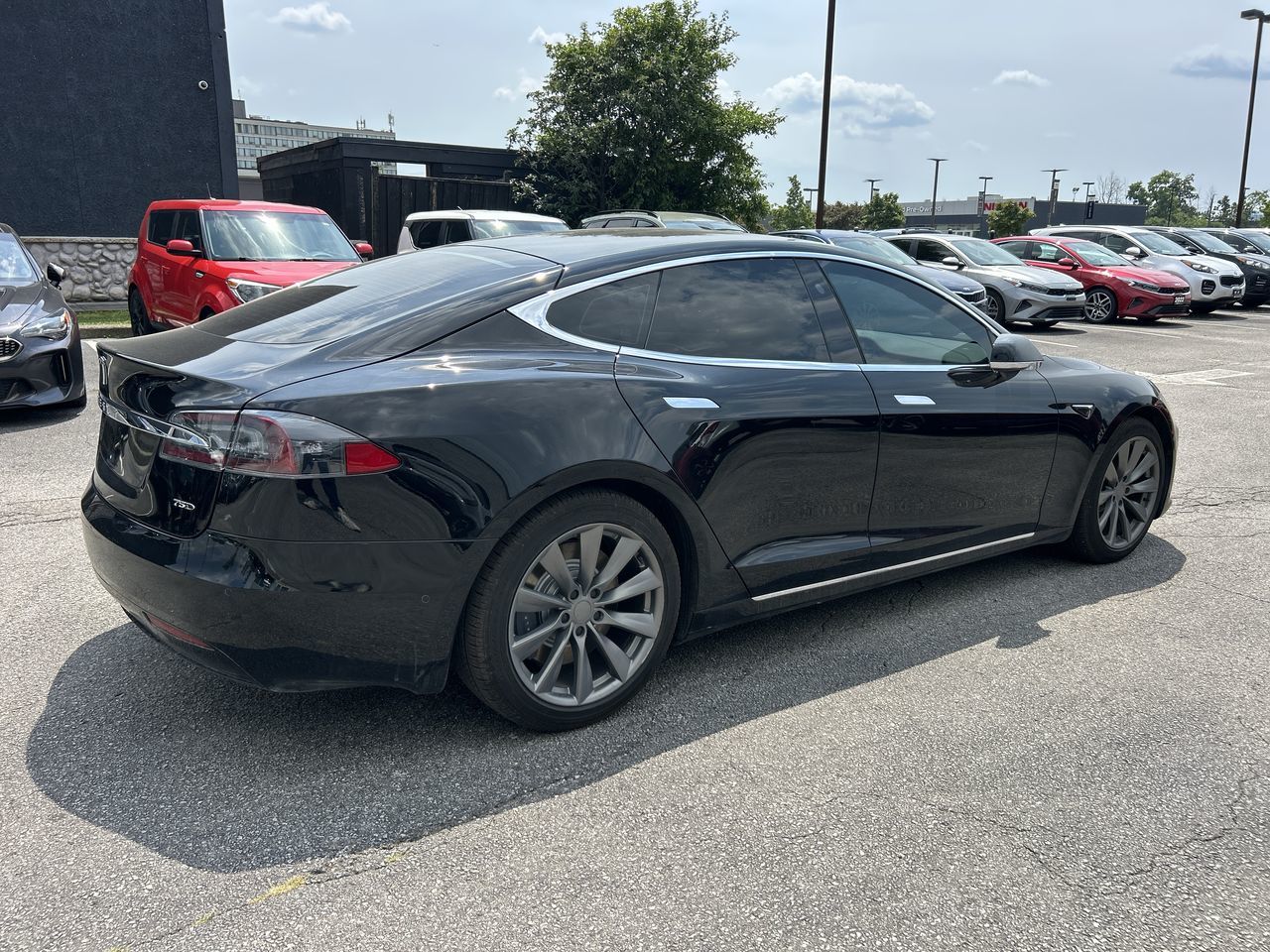 Tesla Model S  2017 à Mississauga, Ontario