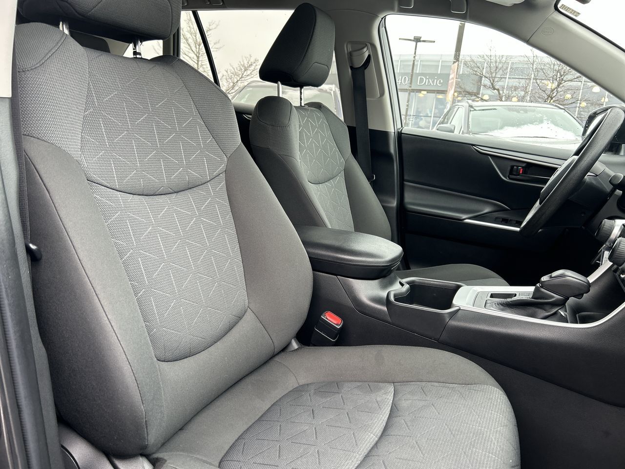 2022 Toyota RAV4 in Mississauga, Ontario