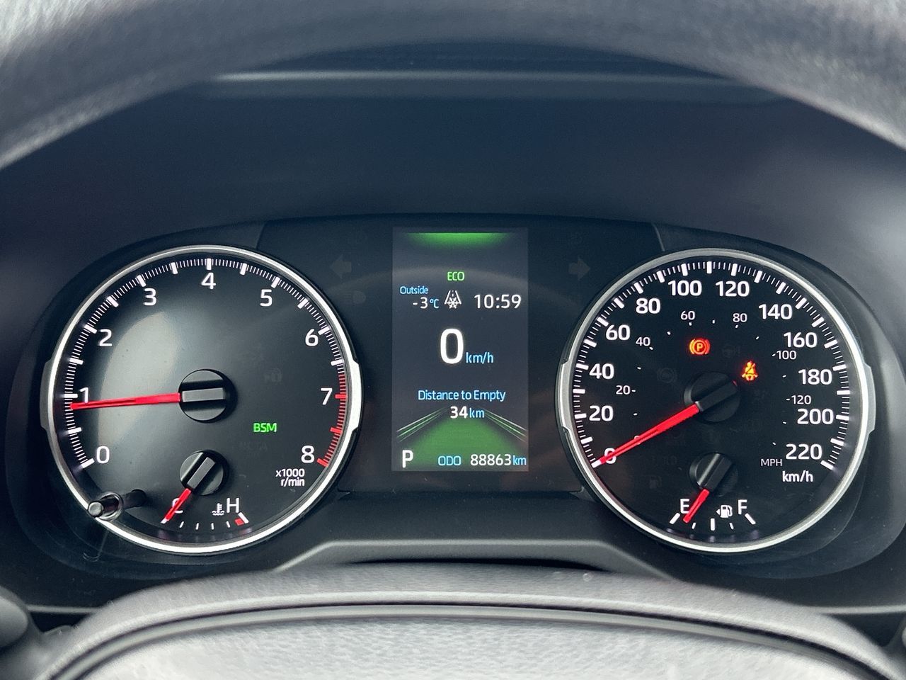 2022 Toyota RAV4 in Mississauga, Ontario