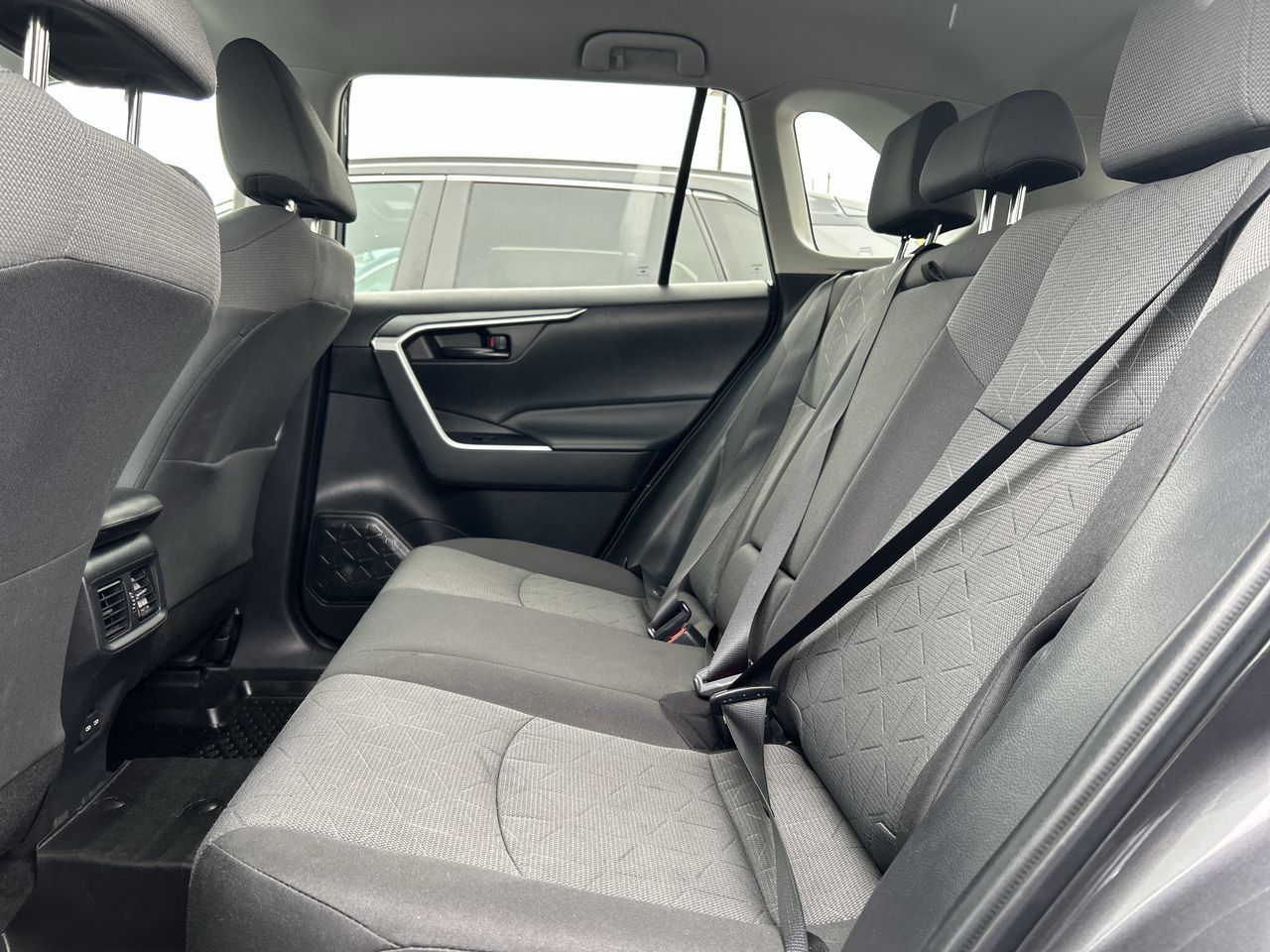 2022 Toyota RAV4 in Mississauga, Ontario