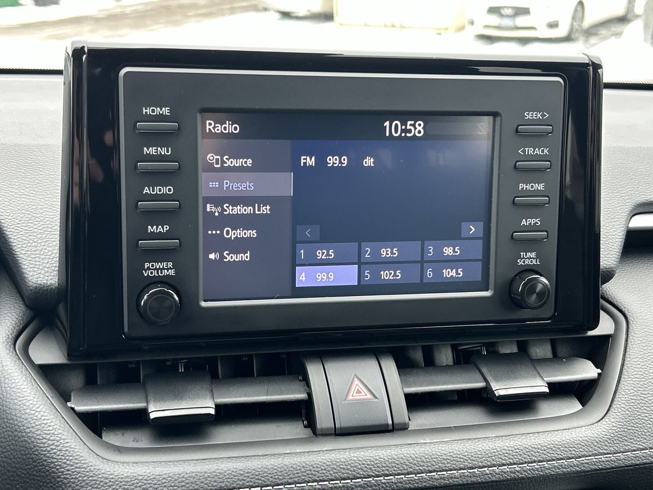 2022 Toyota RAV4 in Mississauga, Ontario