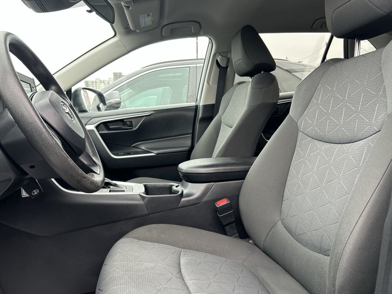 2022 Toyota RAV4 in Mississauga, Ontario