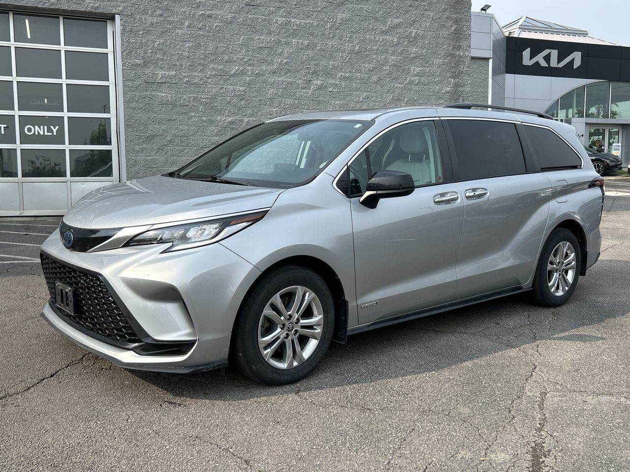 Toyota Sienna Hybrid  2021 à Mississauga, Ontario