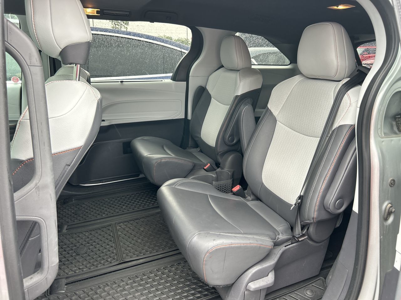 2021 Toyota Sienna Hybrid