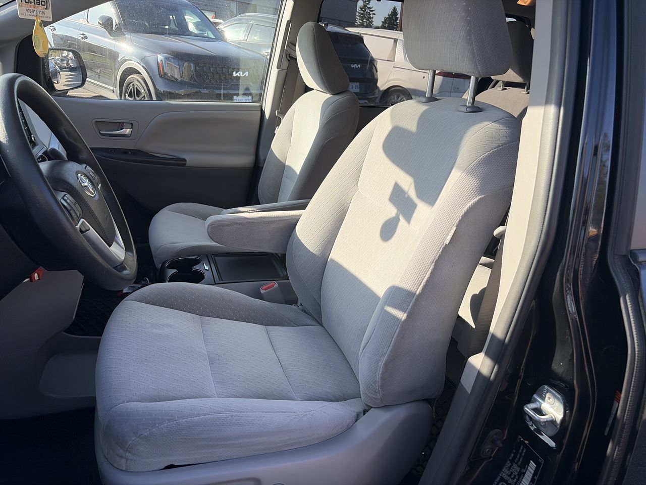2018 Toyota Sienna in Mississauga, Ontario