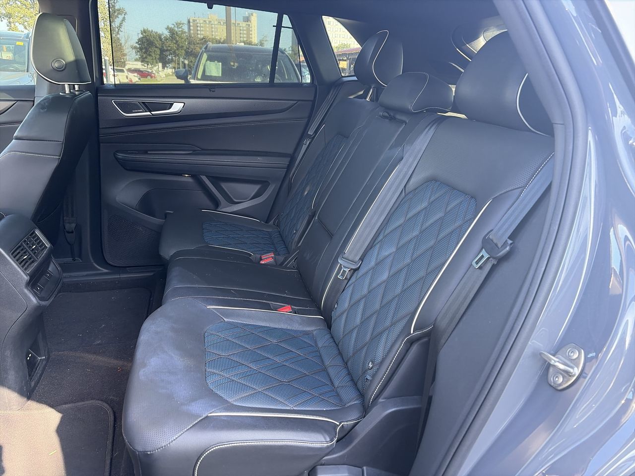 2024 Volkswagen Atlas Cross Sport