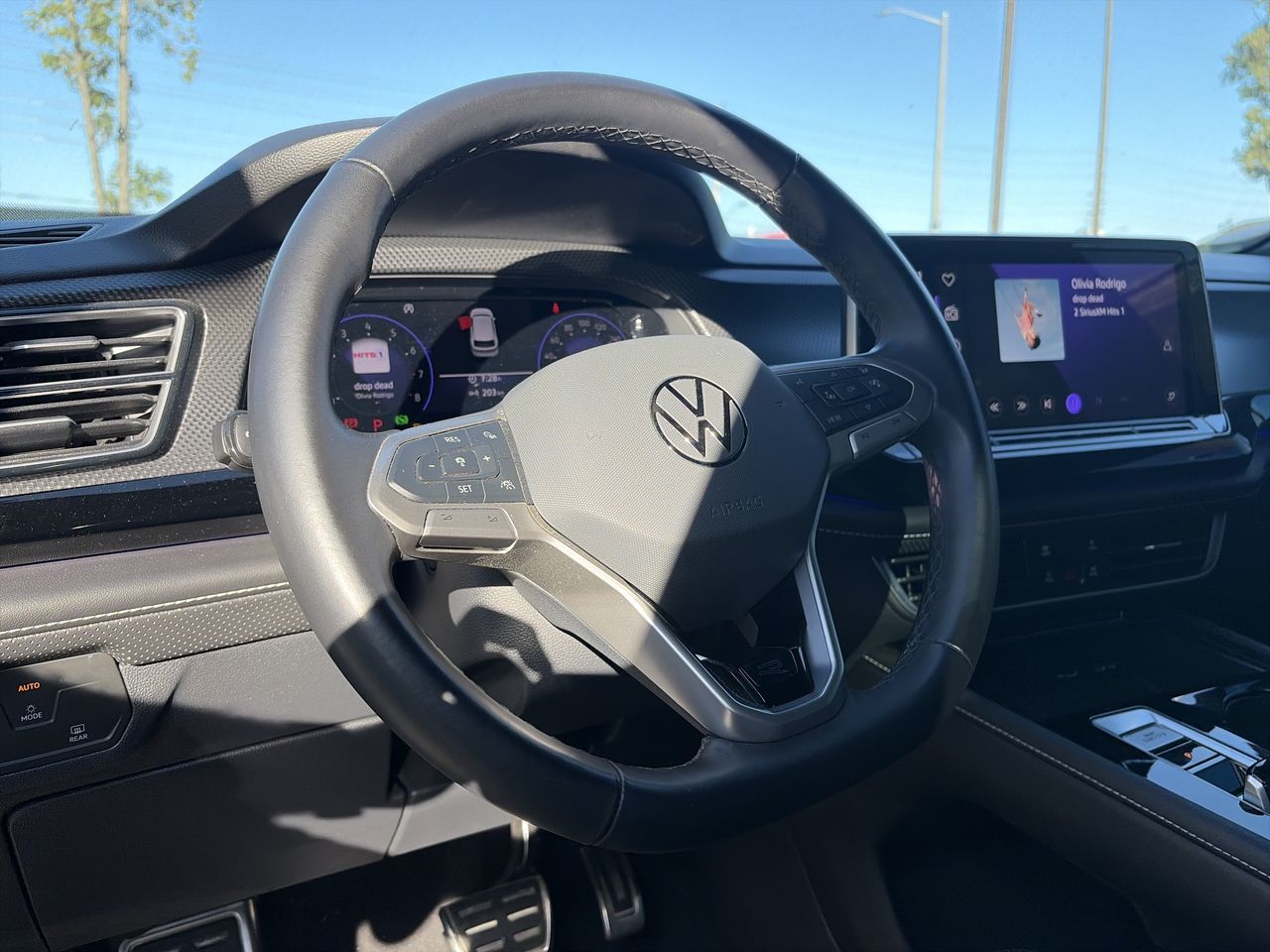 2024 Volkswagen Atlas Cross Sport