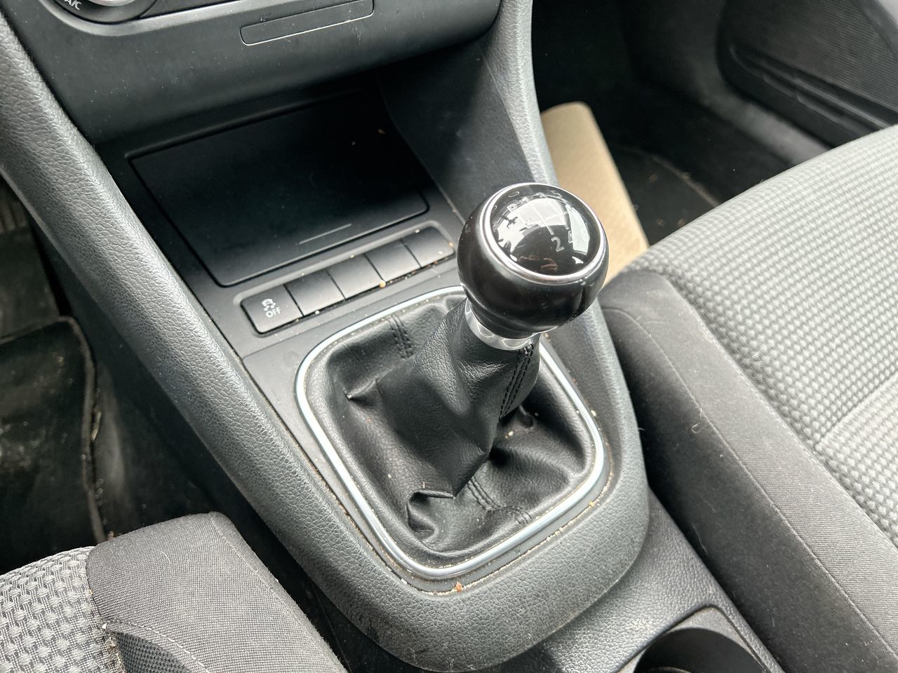 2013 Volkswagen Golf in Mississauga, Ontario