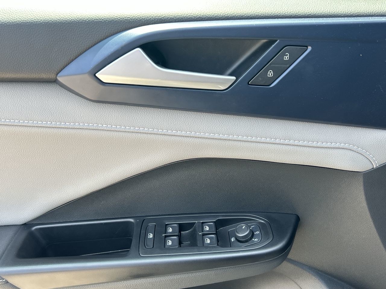 2024 Volkswagen Taos