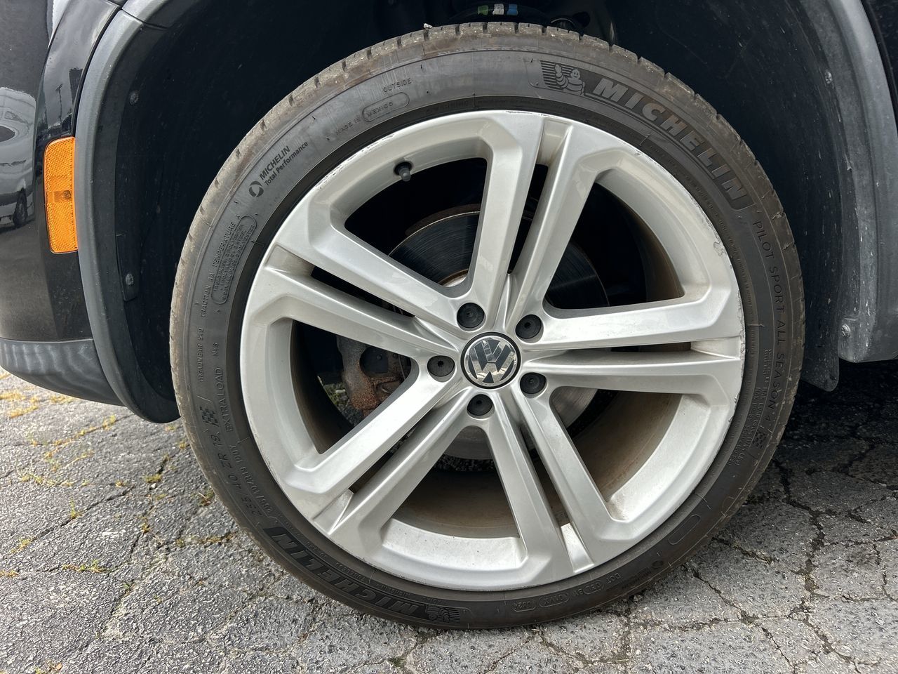 2016 Volkswagen Tiguan in Mississauga, Ontario