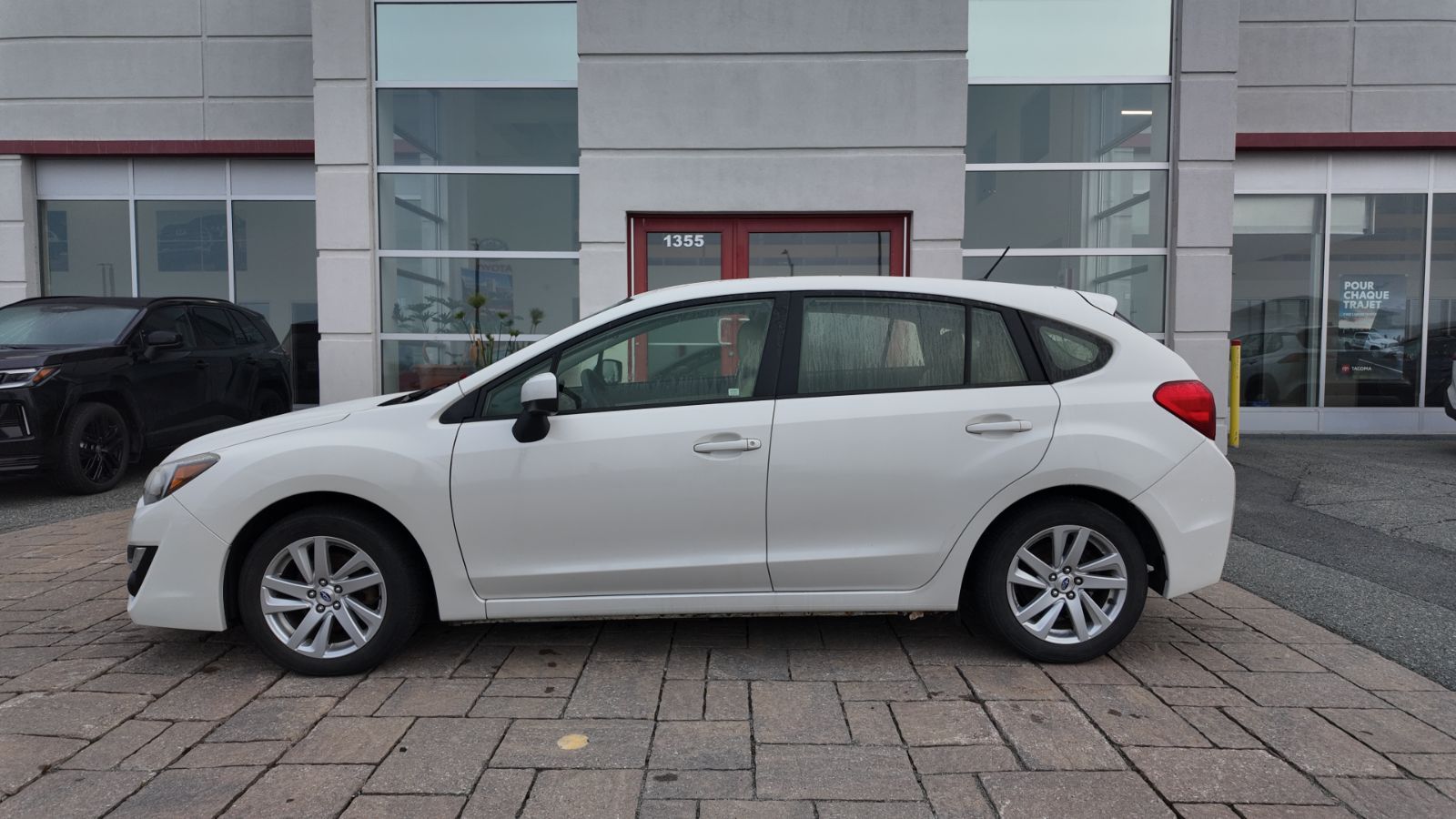 Photo 2016 Subaru Impreza 2.0i w/Touring Pkg #4