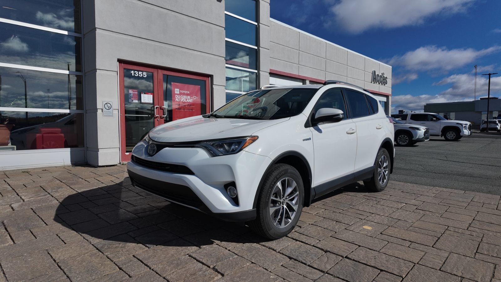 Photo Toyota RAV4 Hybrid LE+ 2018 #3