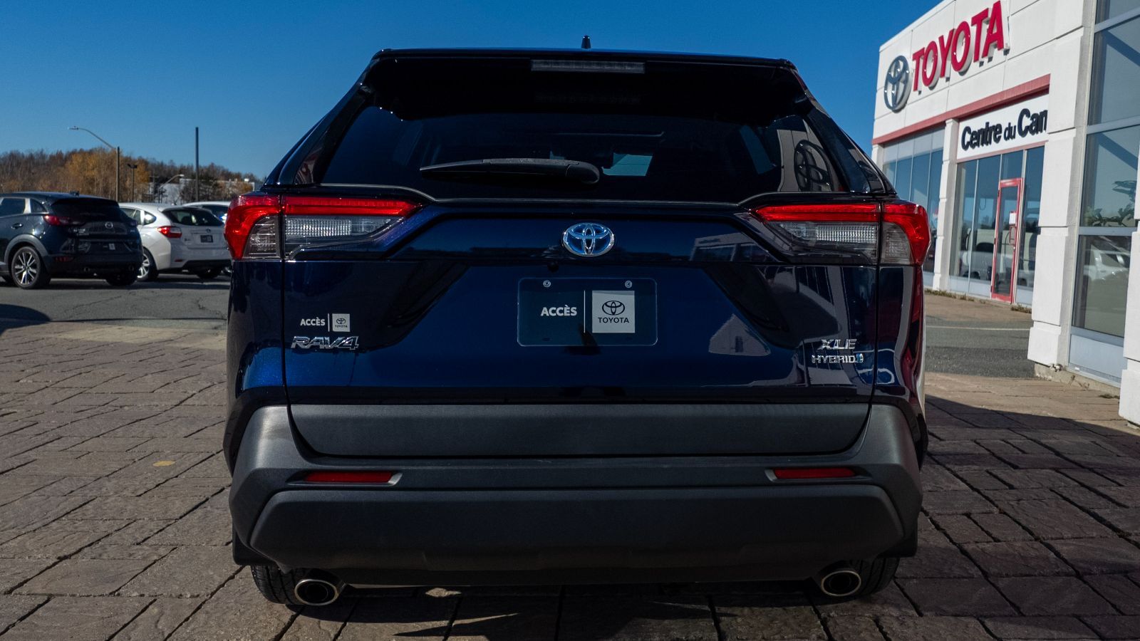 Photo 2023 Toyota RAV4 Hybrid XLE #6