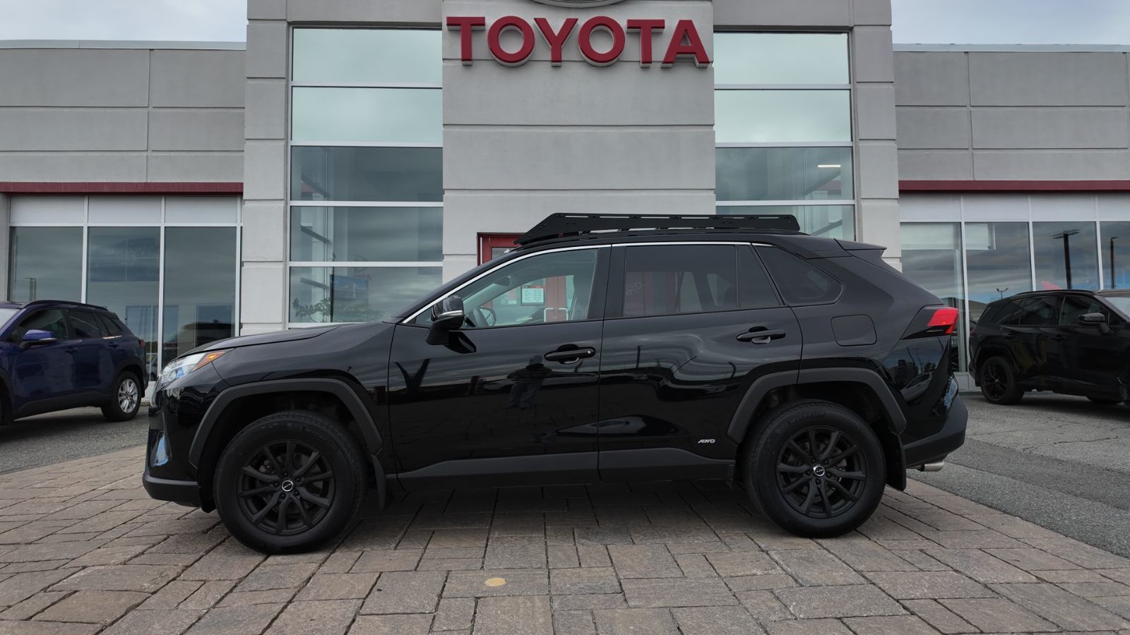 Photo Toyota RAV4 Hybrid XLE 2025 #3