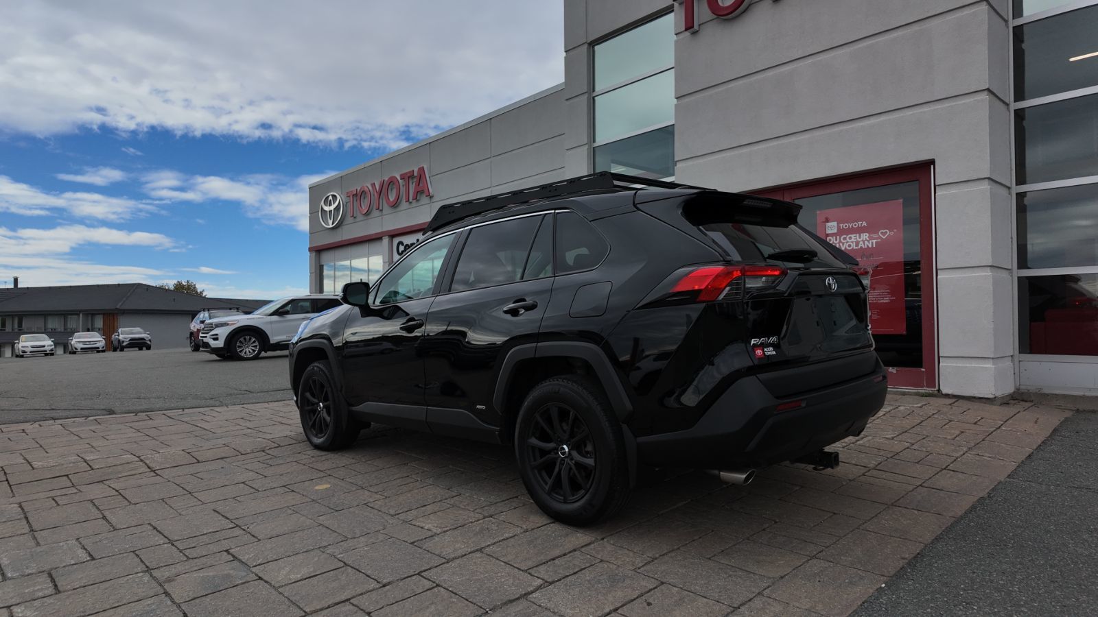 Photo Toyota RAV4 Hybrid XLE 2025 #4