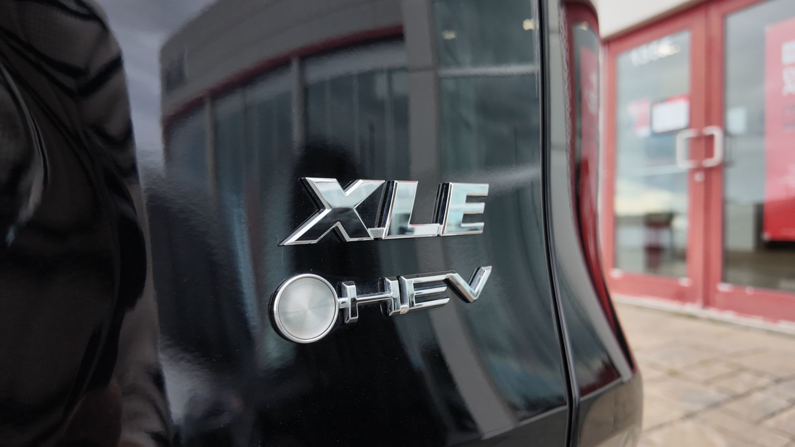 Photo Toyota RAV4 Hybrid XLE 2025 #8