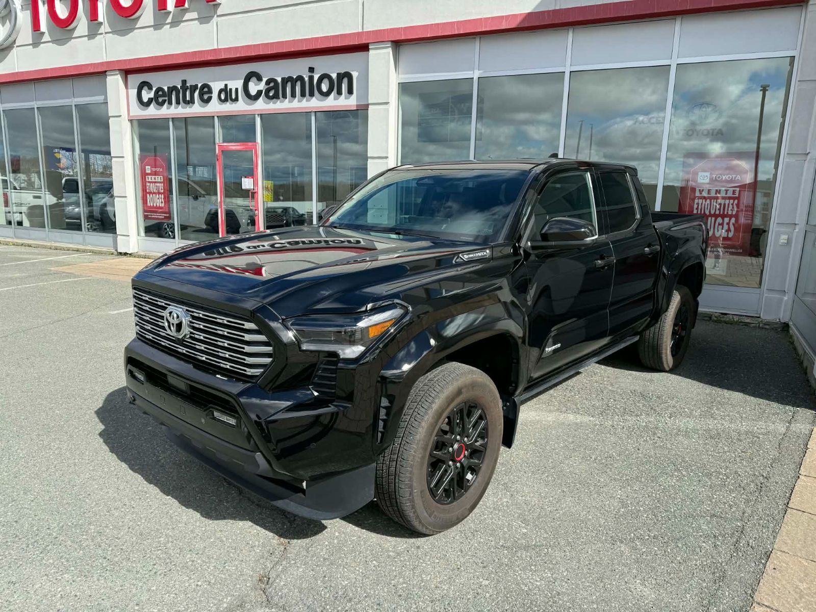 2025 Toyota Tacoma Hybrid Limited