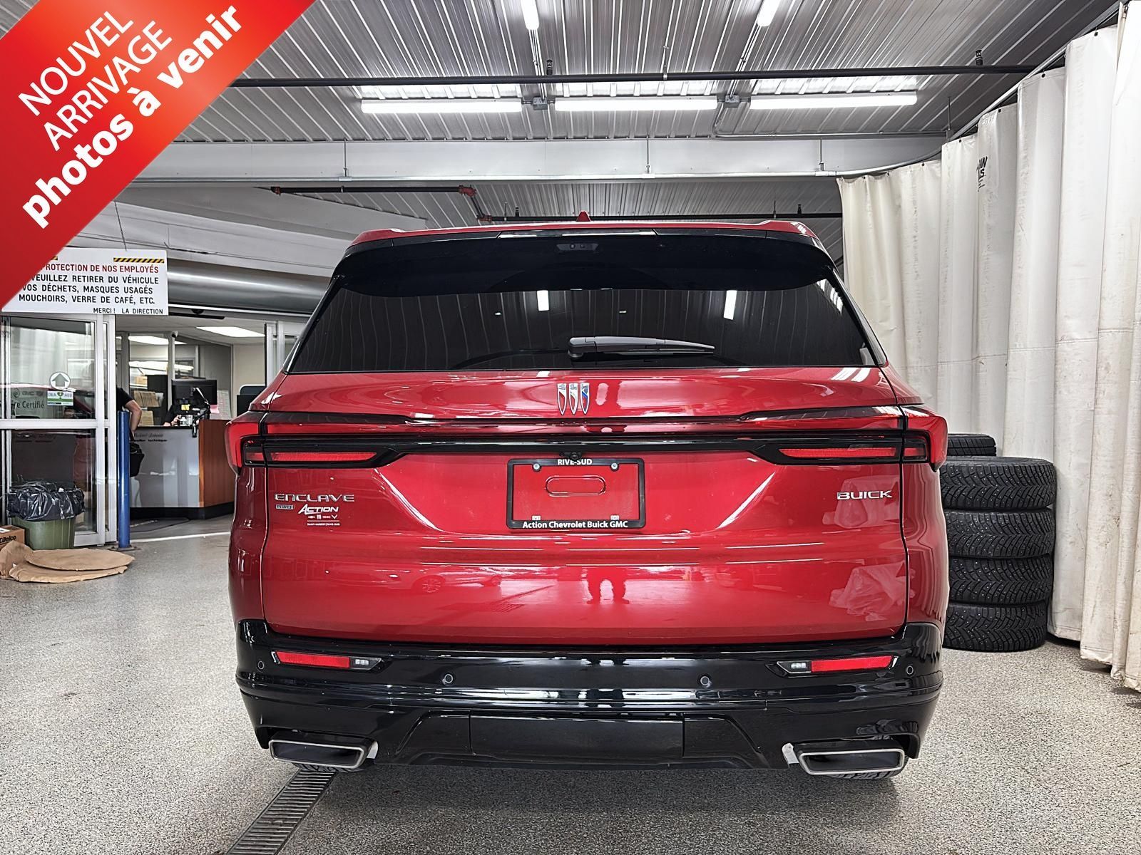Photo 2026 Buick Enclave Sport Touring - Comme Neuf - Toit Ouvrant #5