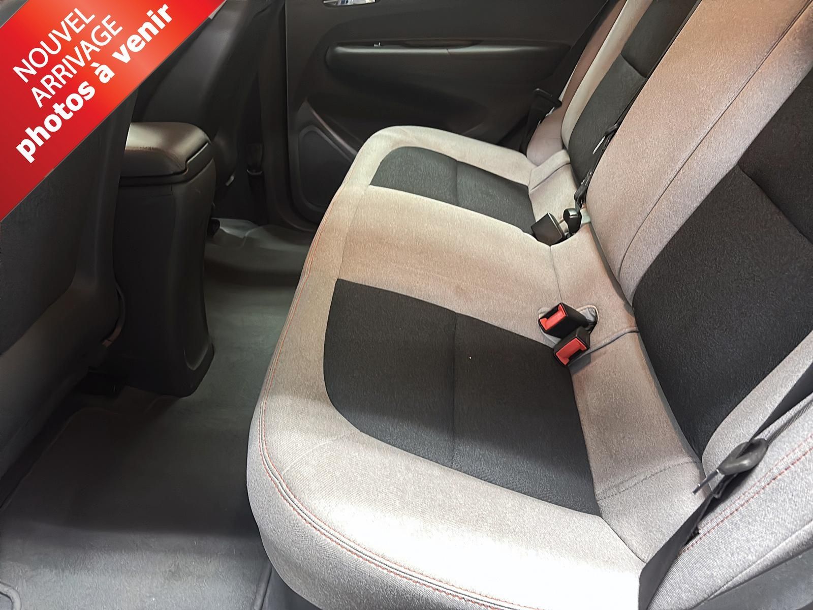Photo 2018 Chevrolet Bolt EV LT #8