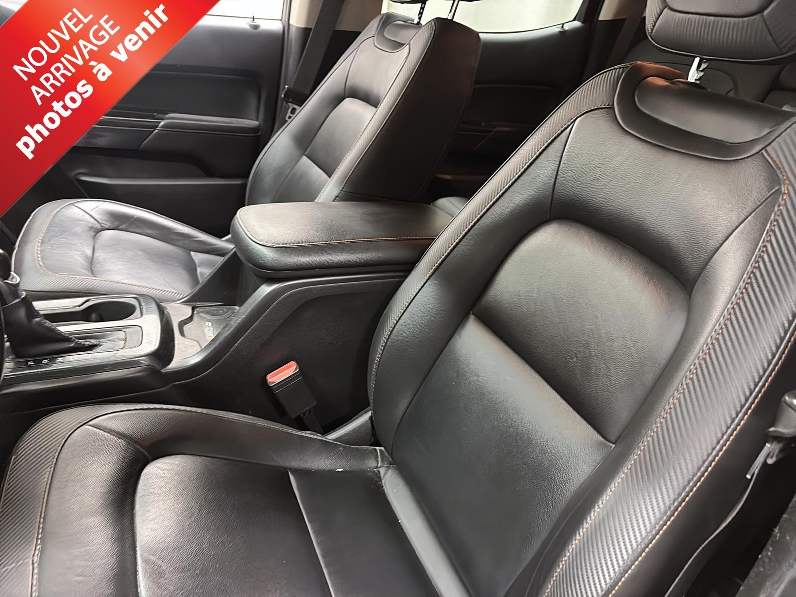 Photo GMC Canyon 4WD AT4 w/Leather 2022 #8