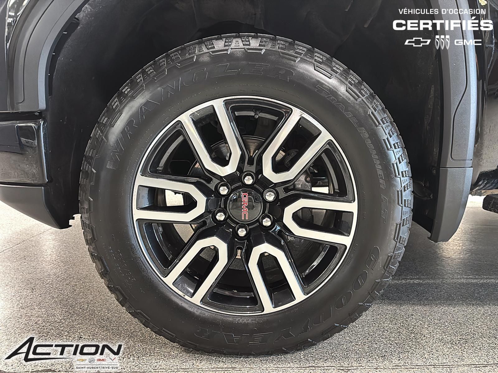 Photo 2025 GMC Sierra 1500 AT4 - 6.2 - Cuir #6