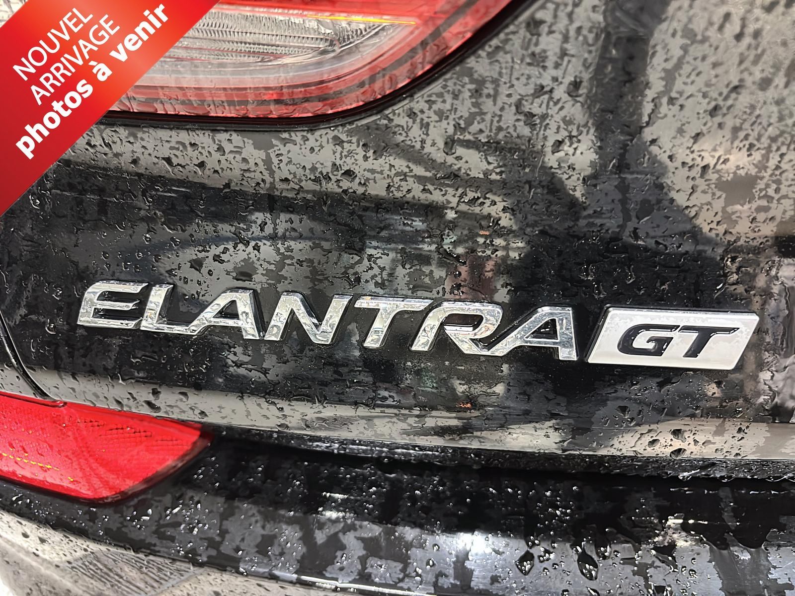 Photo 2018 Hyundai Elantra GT GT - BAS KILOMÉTRAGE #6