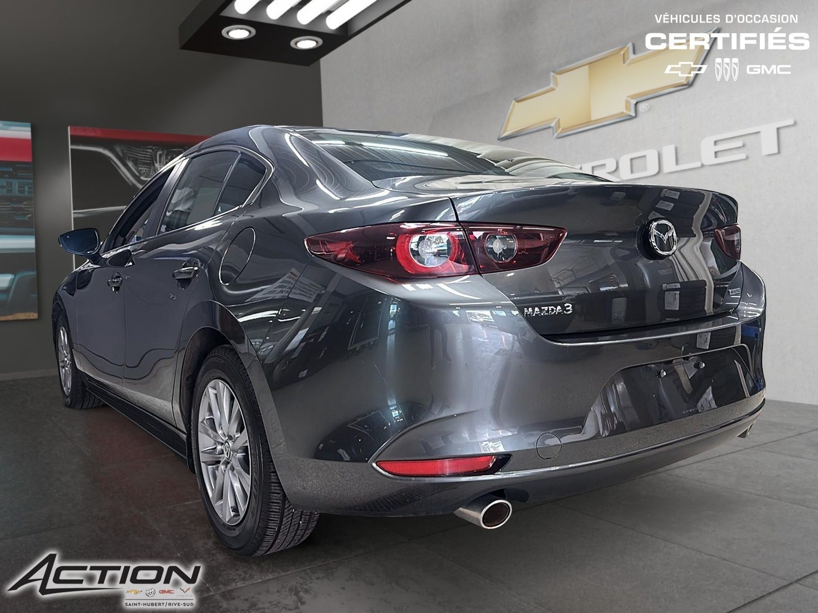 Photo 2023 Mazda Mazda3 GX - Mags - Carplay #4