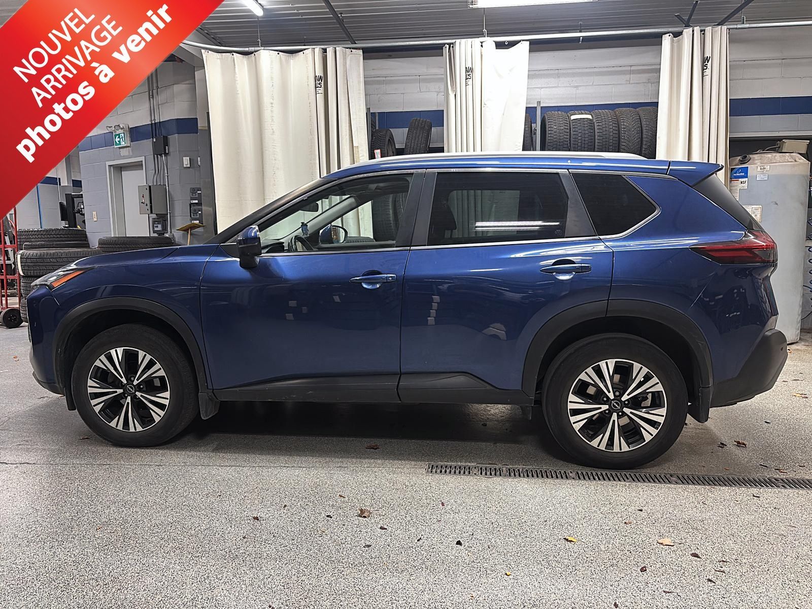 Photo 2022 Nissan Rogue SV 4X4 #3