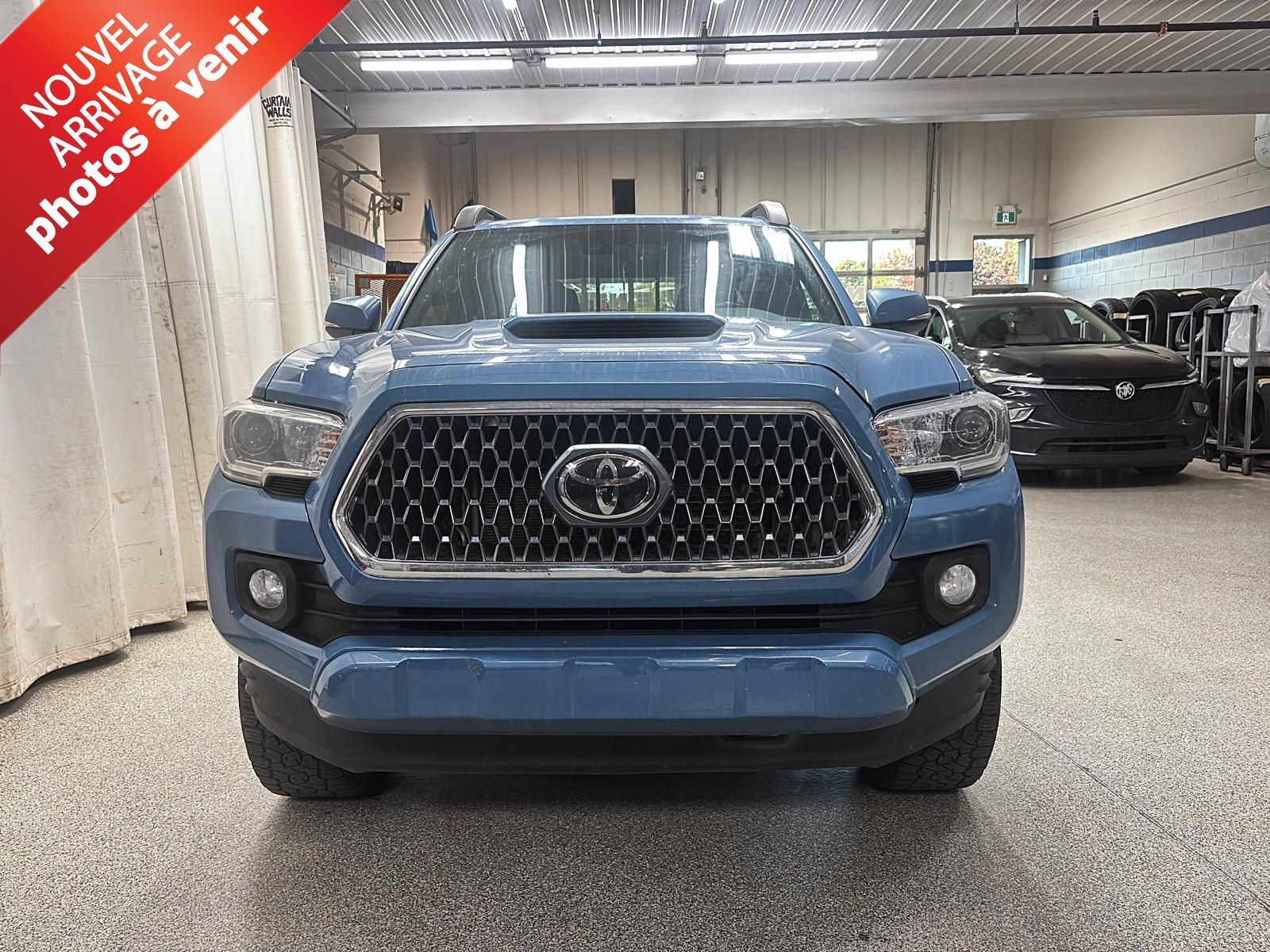 Photo 2019 Toyota Tacoma SR5 #2