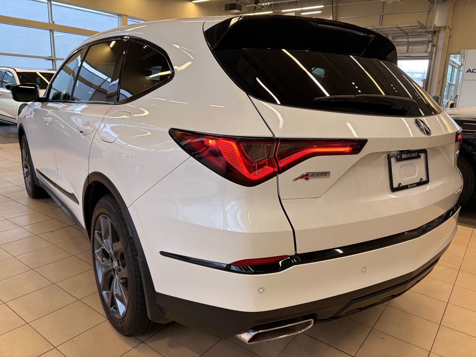 2023 Acura MDX