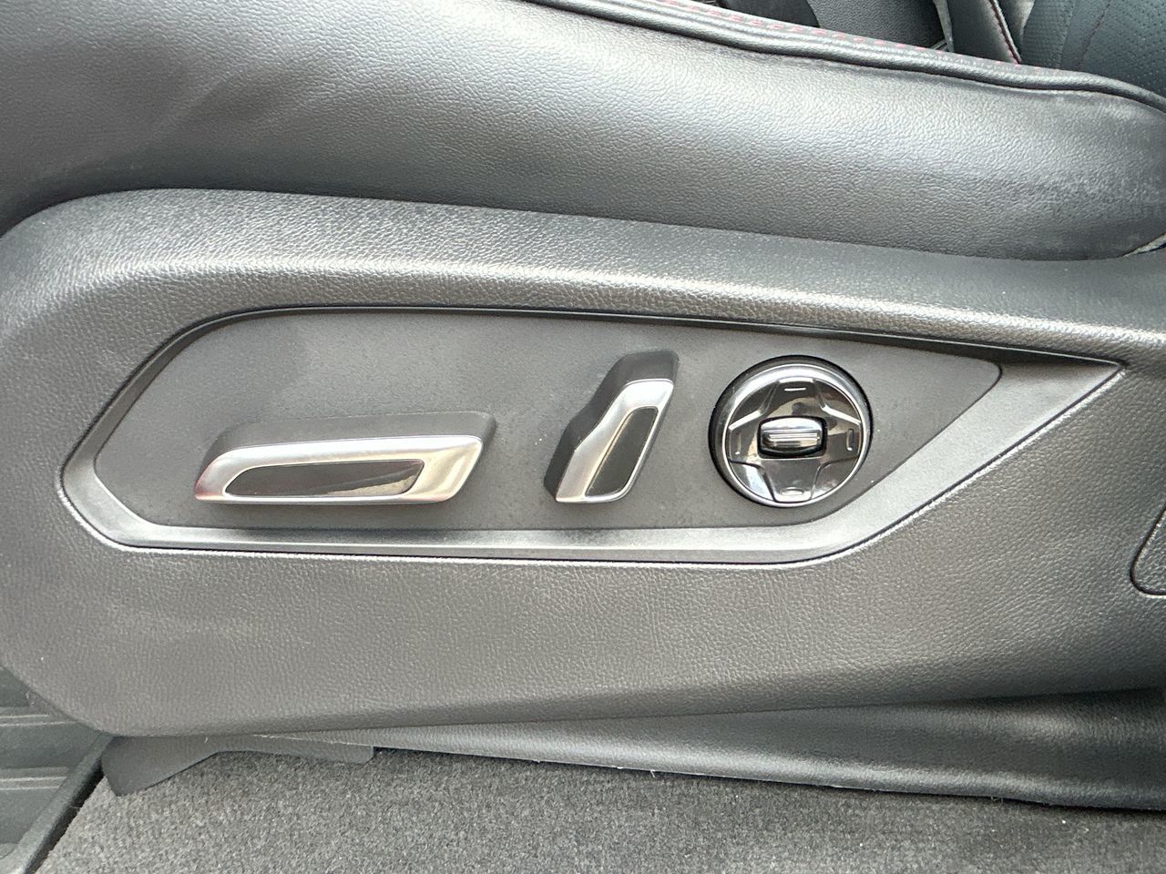 2025 Acura MDX