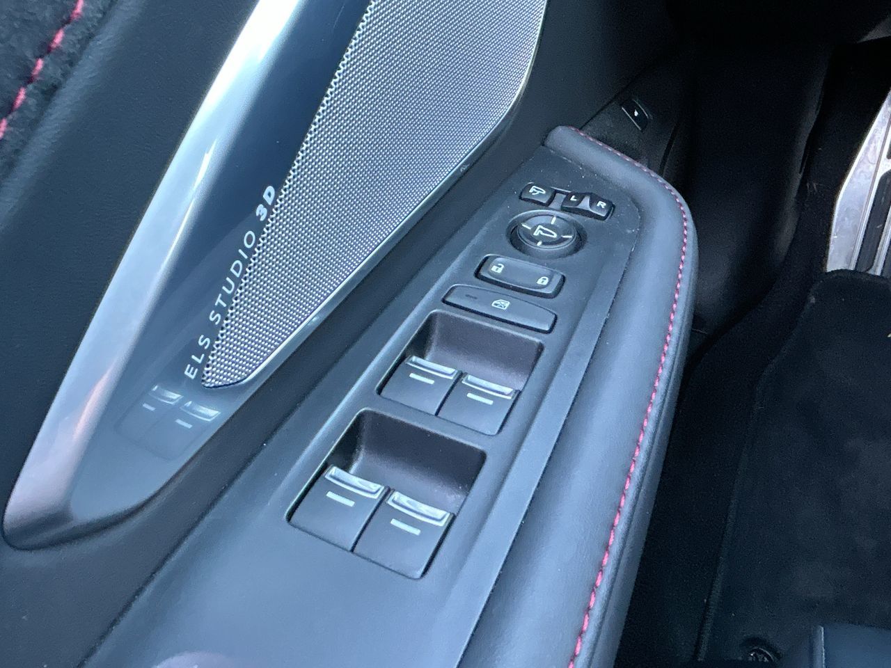 2023  RDX