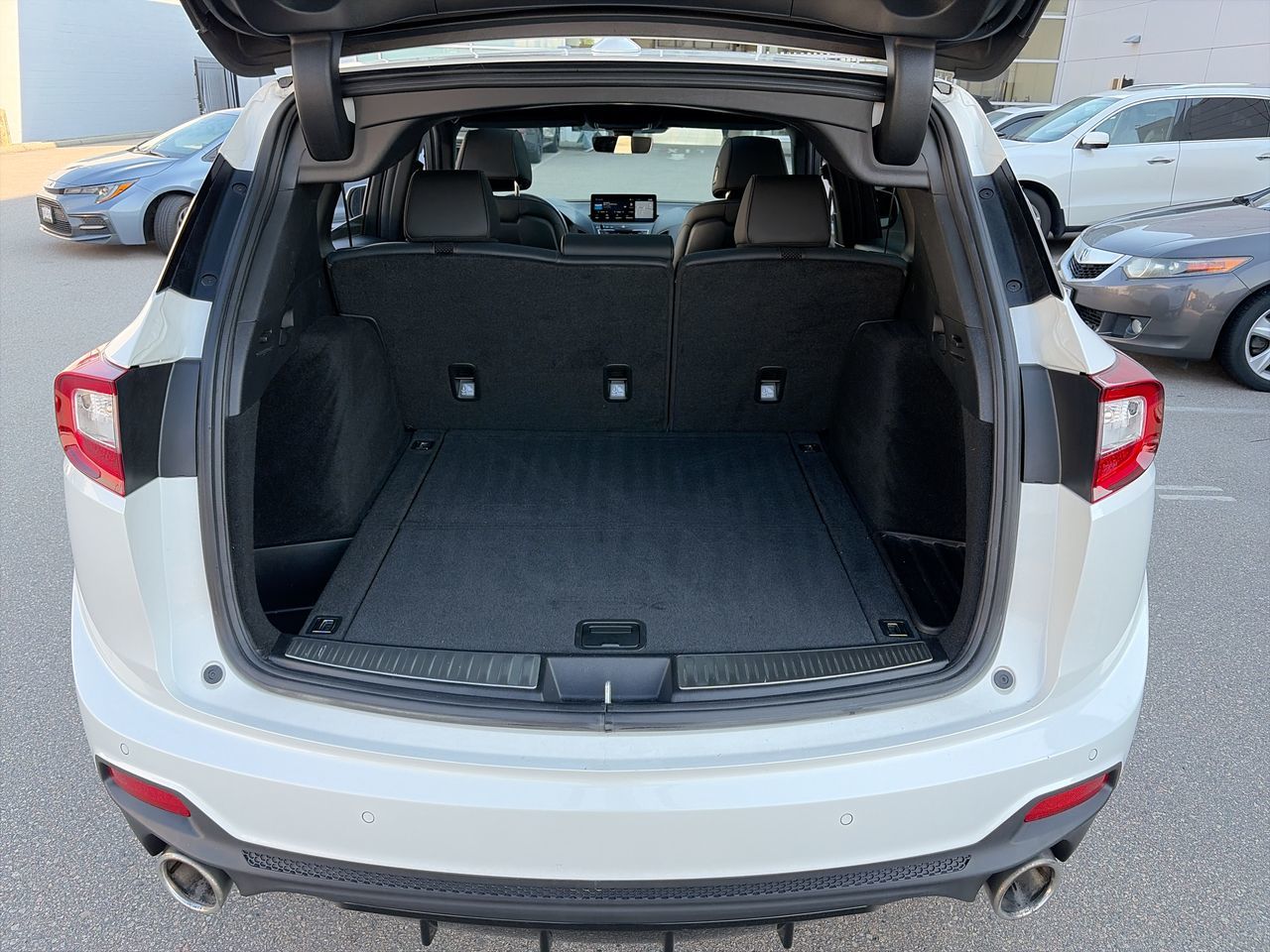 2023  RDX