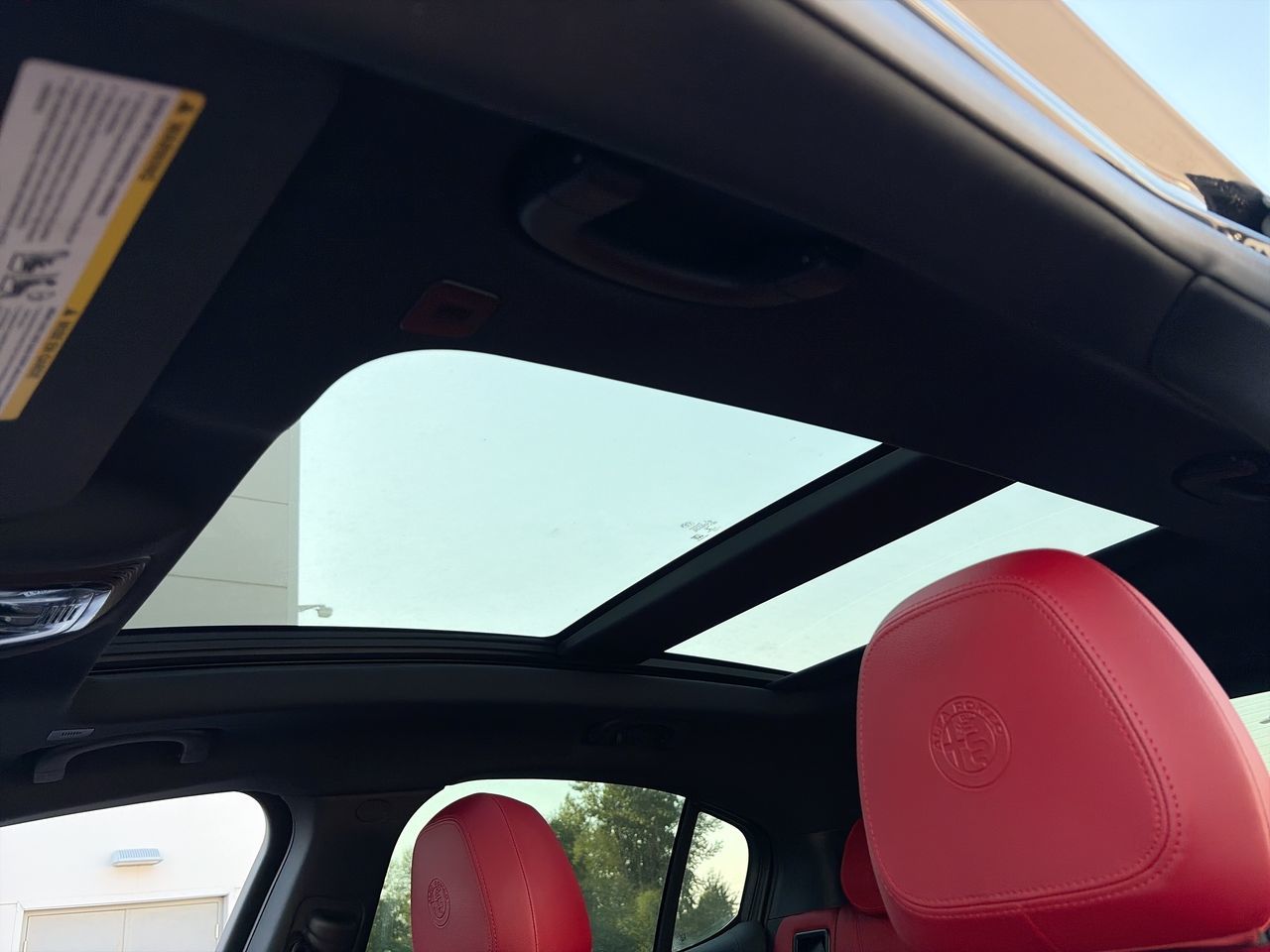 2022  Stelvio