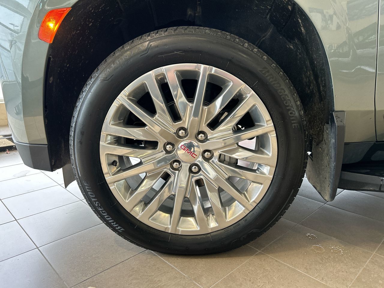 2024 GMC Yukon XL
