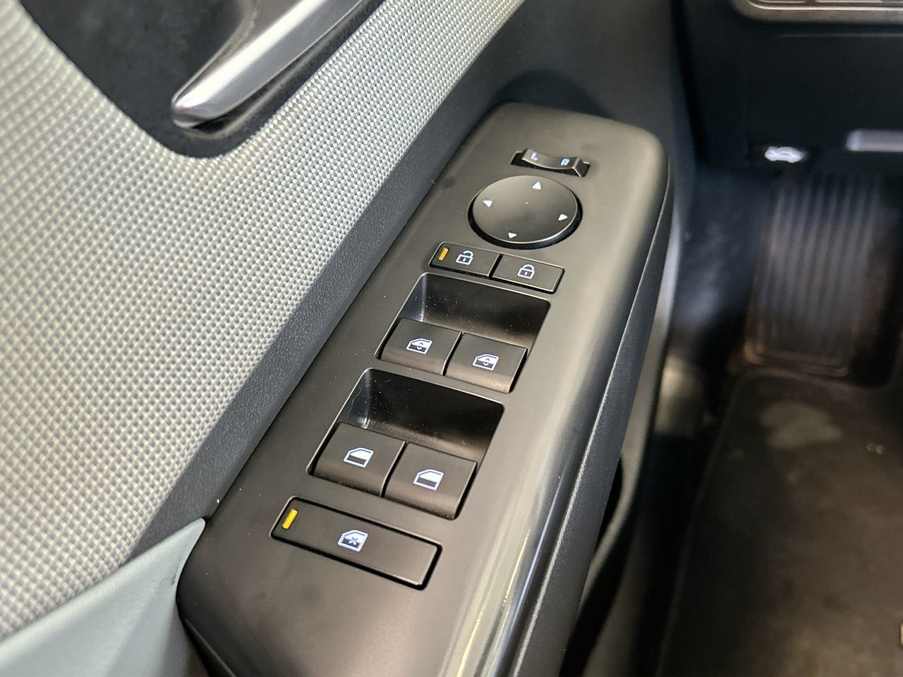 2024 Hyundai Kona Electric