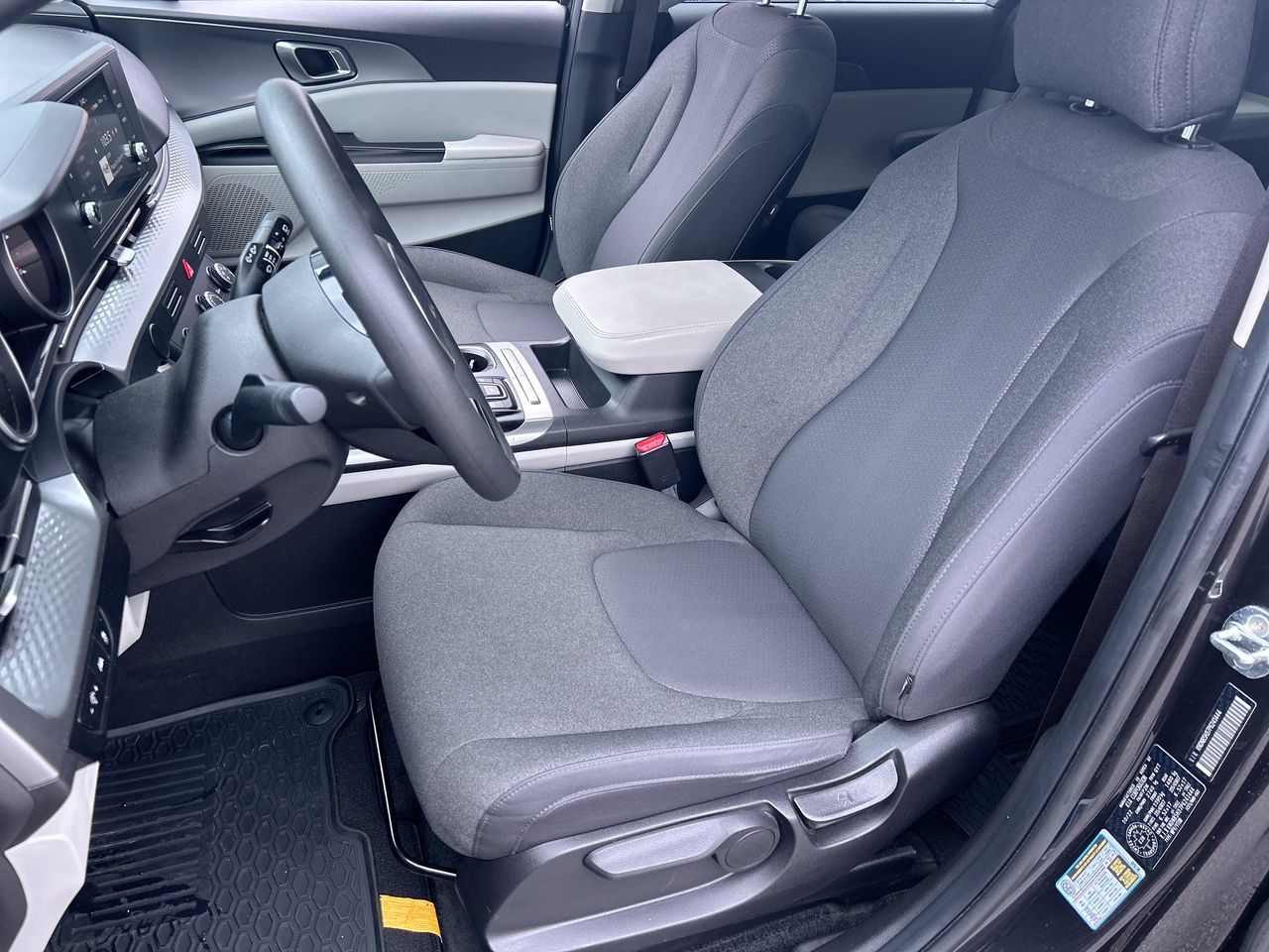 Kia Carnival  2023 à Langley, Colombie-Britannique