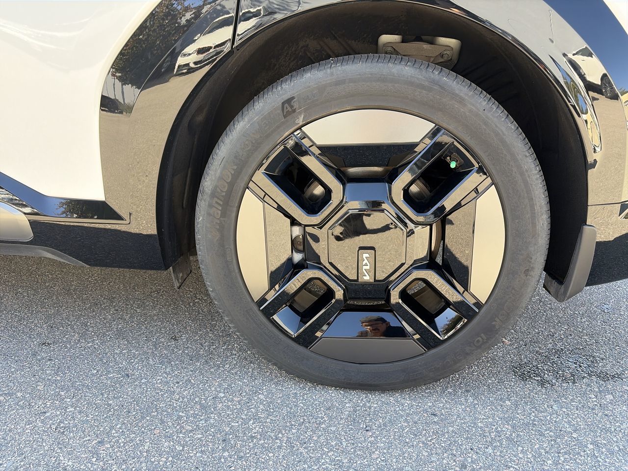 2024  EV9