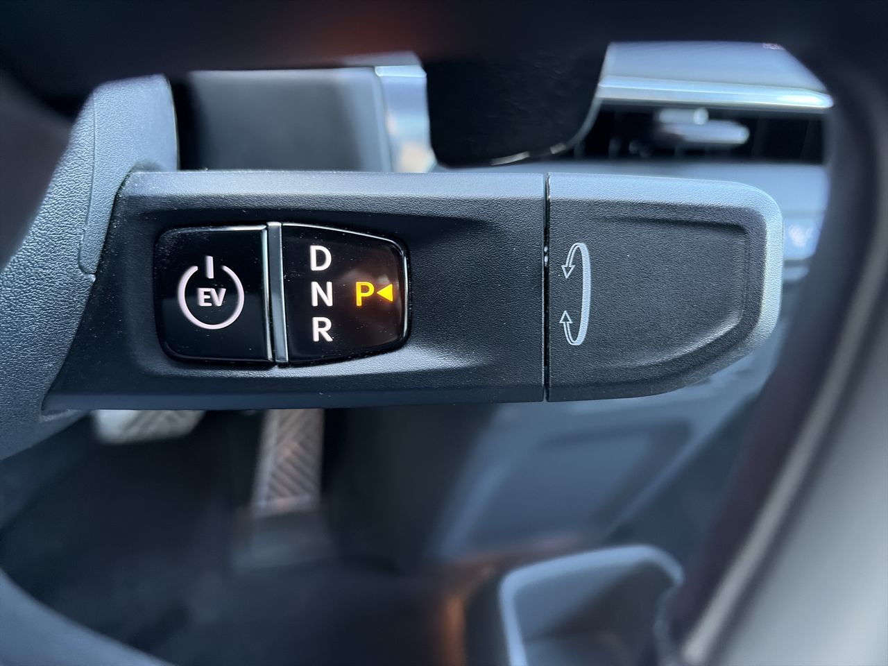 2024  EV9