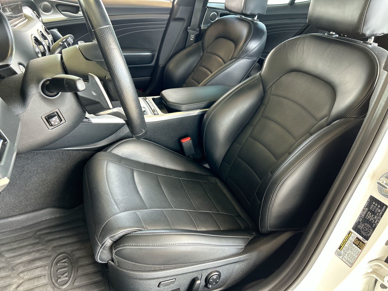 2022 Kia Stinger in Langley, British Columbia